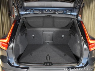 Volvo XC40 2,0 B4 Ultra Pano,BLIS,Be 2025