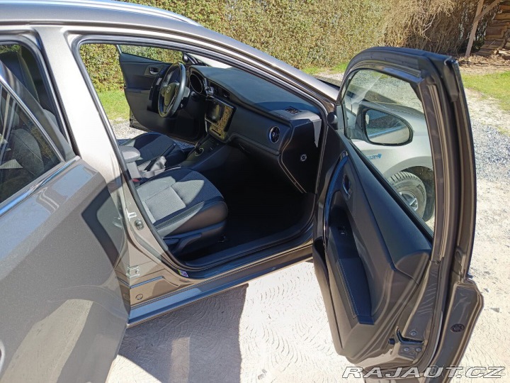 Toyota Auris 1,8   TS Hybrid Executive 2017