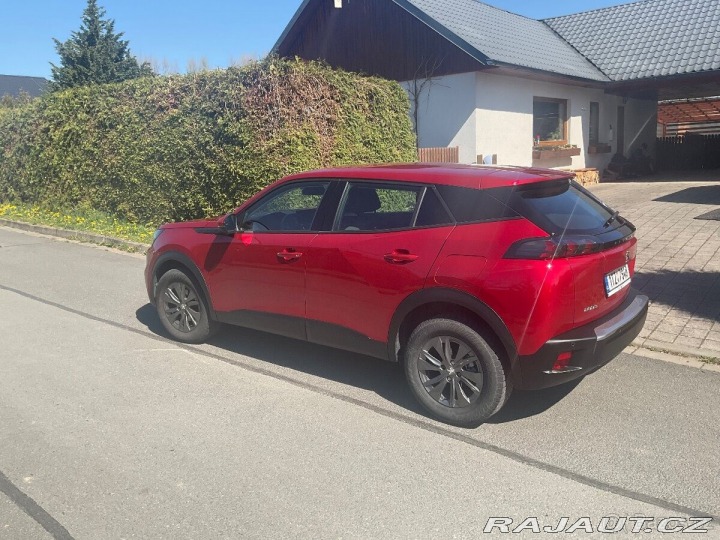 Peugeot 2008 1,2 1800