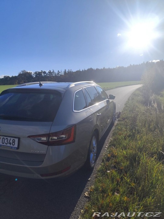 Škoda Superb 1,6   rok 2017 2017