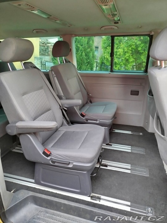 Volkswagen Caravelle  2009