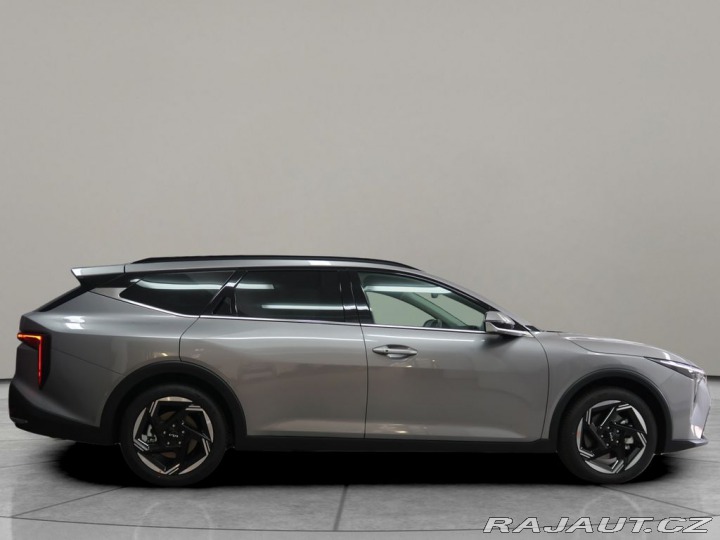 Kia Ostatní modely K4 SW TOP - K odběru IHNED 2026