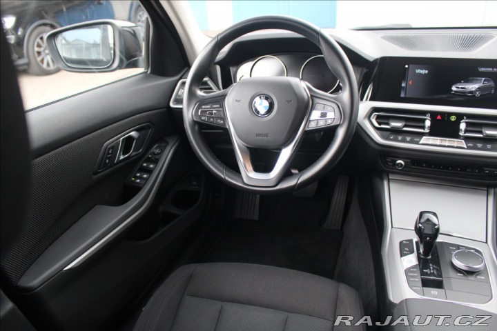 BMW 3 320d xDriveTouring ADVANT 1800