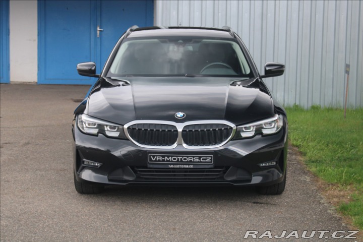 BMW 3 320d xDriveTouring ADVANT 1800