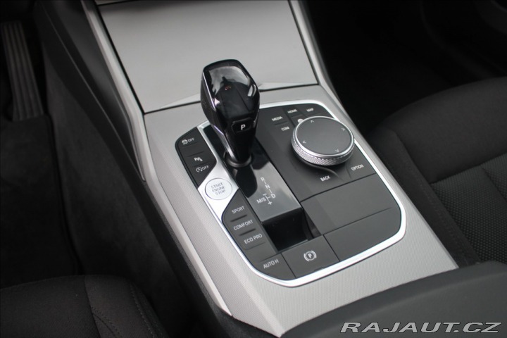 BMW 3 320d xDriveTouring ADVANT 1800