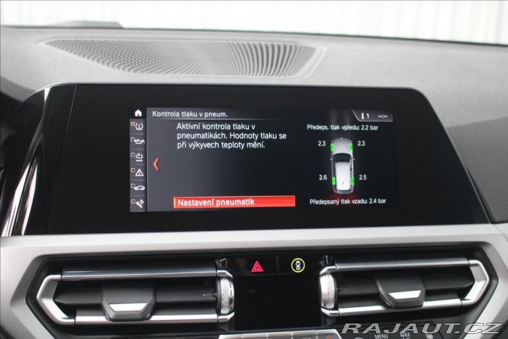 BMW 3 320d xDriveTouring ADVANT 1800