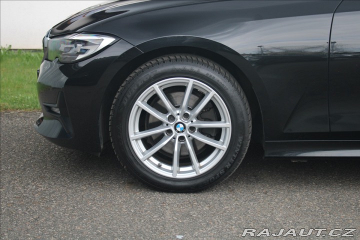 BMW 3 320d xDriveTouring ADVANT 1800