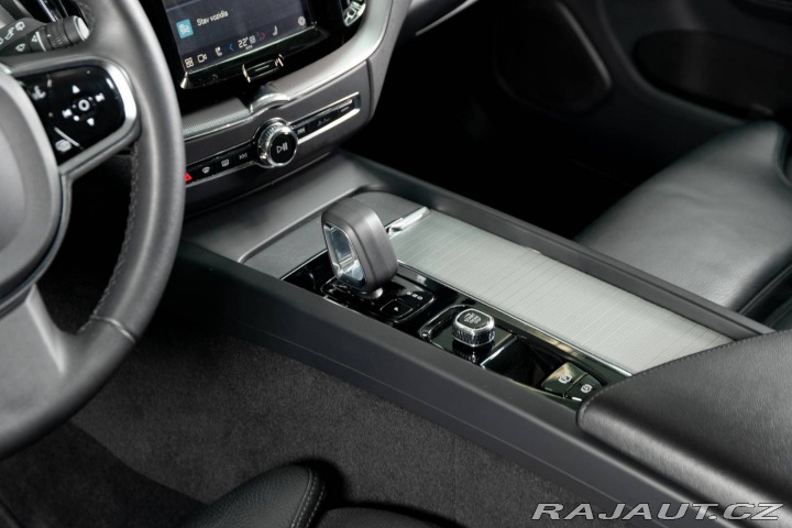 Volvo XC60 2.0 B4 mHEV Plus Bright 2022