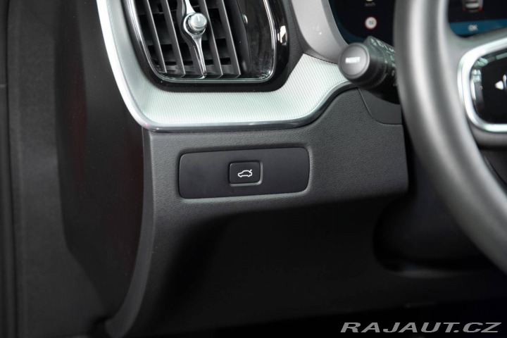 Volvo XC60 2.0 B4 mHEV Plus Bright 2022