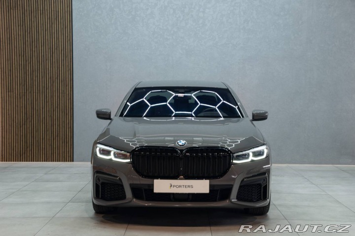 BMW 7 740d xDrive A/T 2019