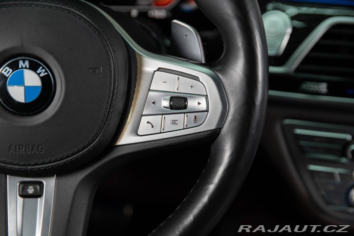 BMW 7 740d xDrive A/T 2019