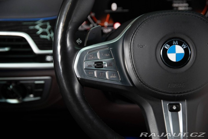 BMW 7 740d xDrive A/T 2019