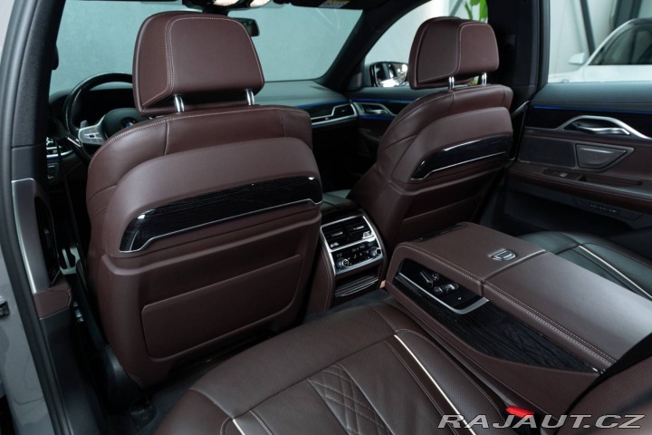 BMW 7 740d xDrive A/T 2019