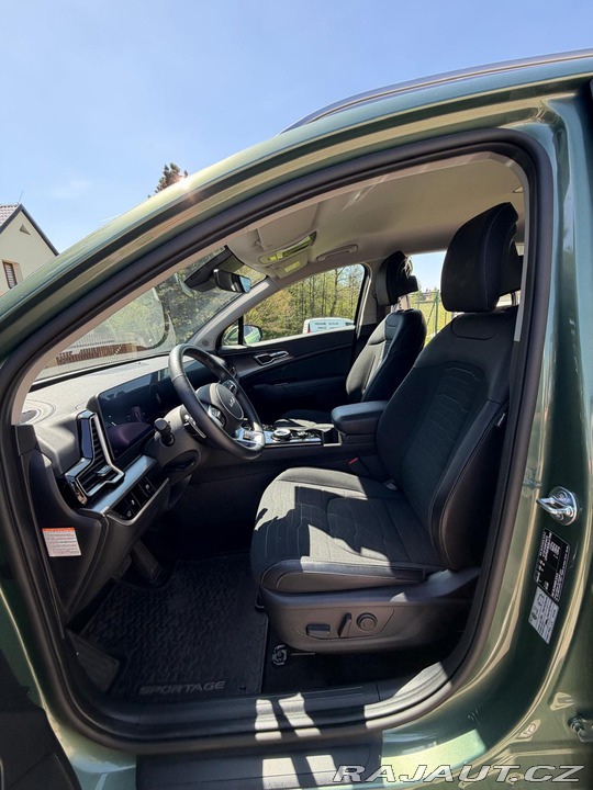 Kia Sportage 1,6T-GDI MHEV 7DCT 1maj 2025
