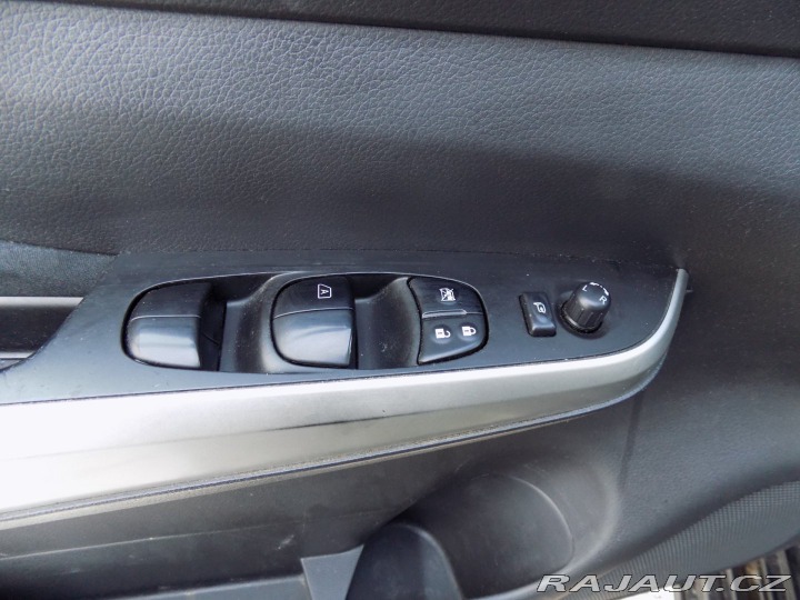 Nissan Navara 2.3DCi/4x4/Bi-xenon/NAVI/ 2017