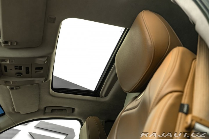 Cadillac Escalade 6,2 Platinum XL Masáže 2016