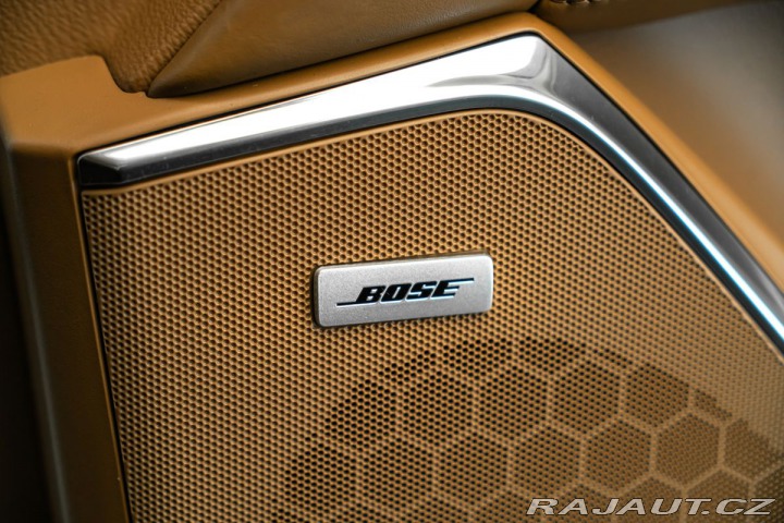 Cadillac Escalade 6,2 Platinum XL Masáže 2016