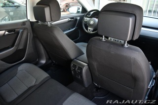 Volkswagen Passat 2.0TDi ČR VÝHŘEV PDC 2013