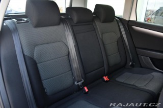 Volkswagen Passat 2.0TDi ČR VÝHŘEV PDC 2013