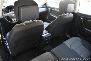 Volkswagen Passat 2.0TDi ČR VÝHŘEV PDC 2013