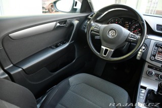 Volkswagen Passat 2.0TDi ČR VÝHŘEV PDC 2013