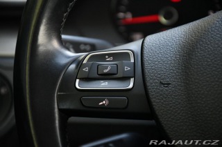 Volkswagen Passat 2.0TDi ČR VÝHŘEV PDC 2013