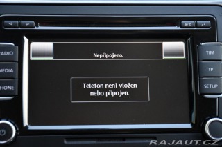 Volkswagen Passat 2.0TDi ČR VÝHŘEV PDC 2013