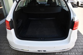 Volkswagen Passat 2.0TDi ČR VÝHŘEV PDC 2013