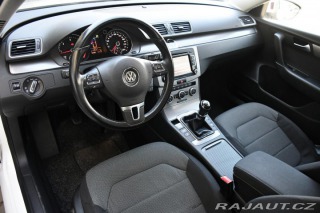 Volkswagen Passat 2.0TDi ČR VÝHŘEV PDC 2013