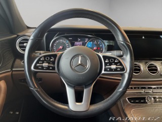 Mercedes-Benz E E 300 e sedan 2020