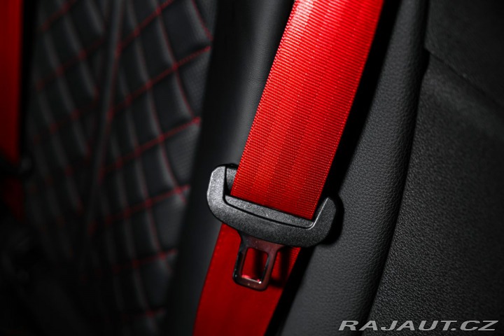 Audi Q8 50TDI Sline Laser Masáže 2026