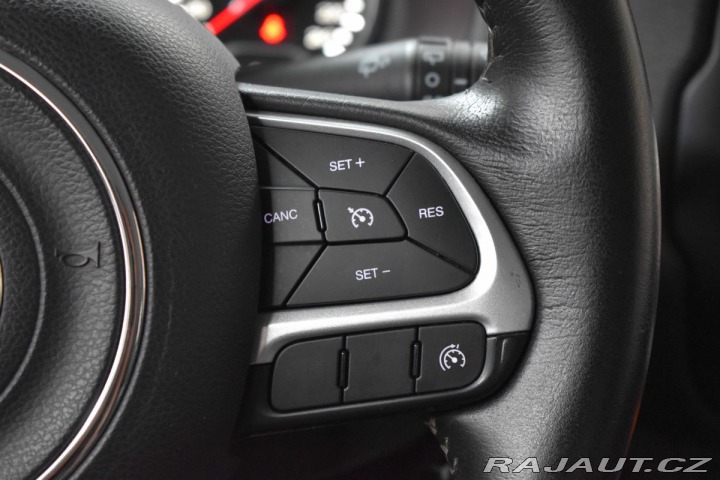 Jeep Renegade 1.6 MultiJet REZERVACE 2016
