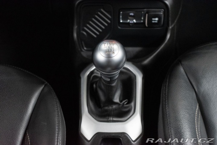 Jeep Renegade 1.6 MultiJet REZERVACE 2016
