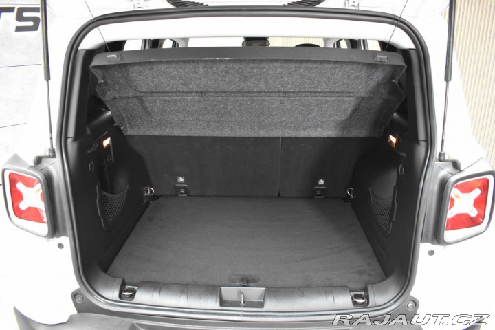 Jeep Renegade 1.6 MultiJet REZERVACE 2016