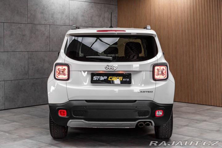 Jeep Renegade 1.6 MultiJet REZERVACE 2016