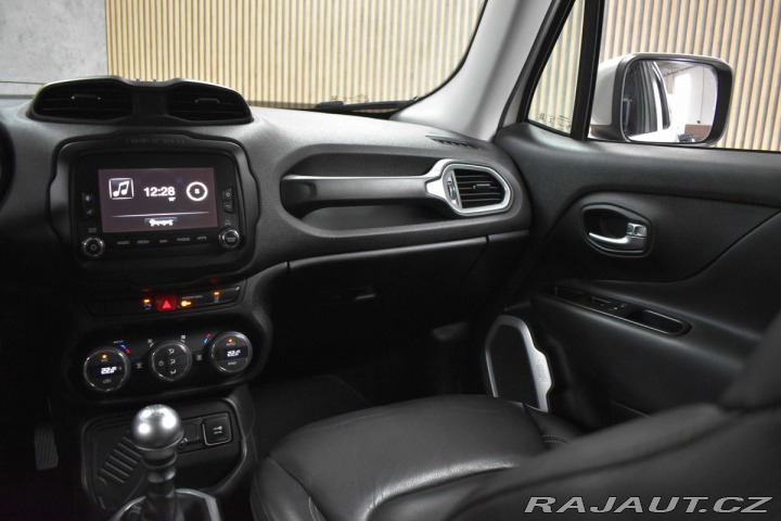 Jeep Renegade 1.6 MultiJet REZERVACE 2016