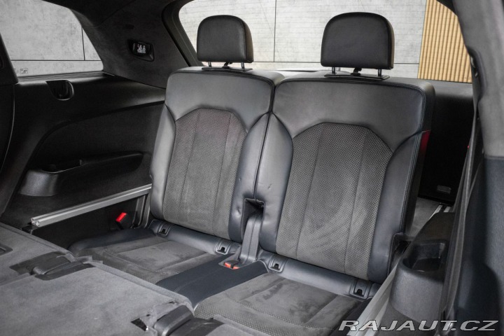 Audi Q7 3.0TDI AIR*S-LINE*TAŽNÉ*7 2015