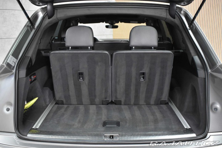 Audi Q7 3.0TDI AIR*S-LINE*TAŽNÉ*7 2015
