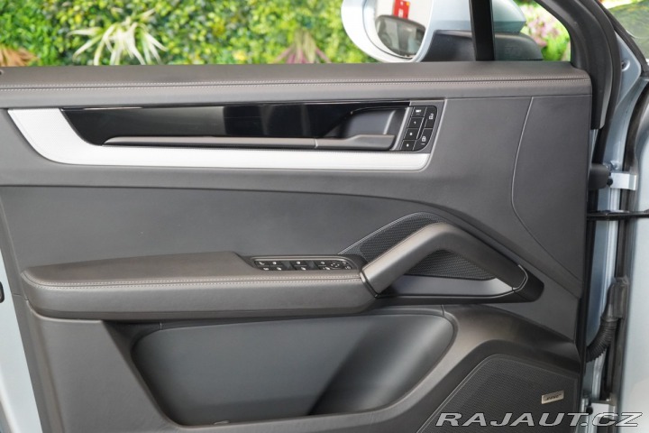 Porsche Cayenne S*E-HYBRID*COUPE*PASS-DIS 2024