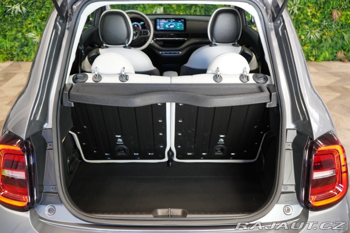 Fiat 500e LA PRIMA*PANO*LED*CARPLAY 2021