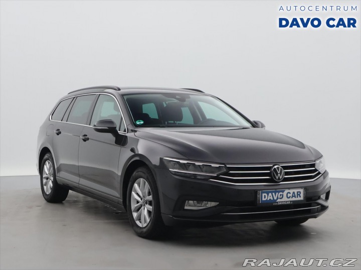 Volkswagen Passat 2,0 TDI 110kW DSG Busines 2023
