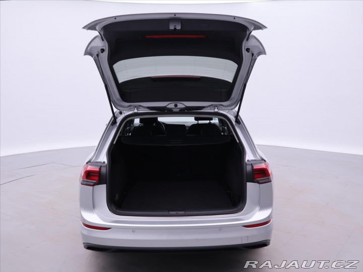 Volkswagen Golf 1,5 TSI EVO 110 kW CZ 2023