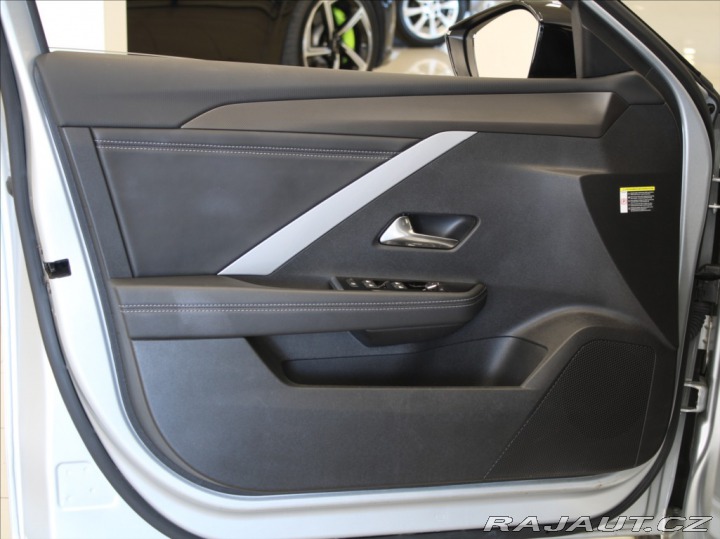 Opel Astra 1,2 Turbo 130k. 8AT GS 18 2025