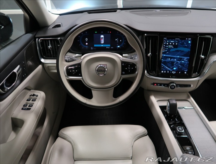 Volvo S60 2,0 B5 AWD ULTIMATE 1. MA 2023