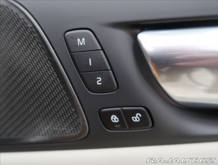 Volvo S60 2,0 B5 AWD ULTIMATE 1. MA 2023