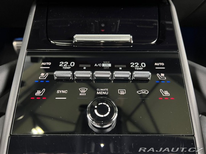 Porsche Cayenne S V8 AWD SPORT DESIGN, VZ 2025