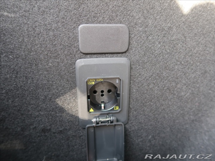 Cupra Leon 1,5 ST SP e-HYBRID 204k D 2025