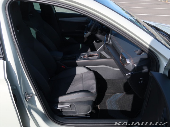 Cupra Leon 1,5 ST SP e-HYBRID 204k D 2025