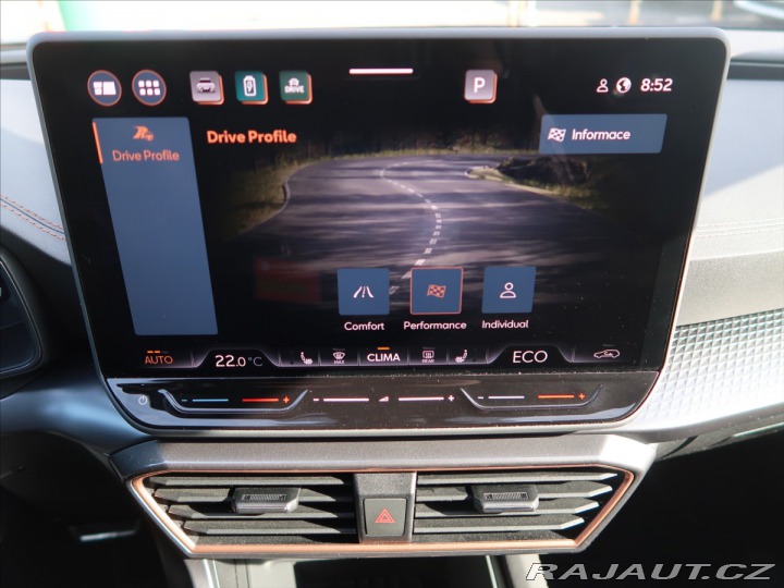 Cupra Leon 1,5 ST SP e-HYBRID 204k D 2025