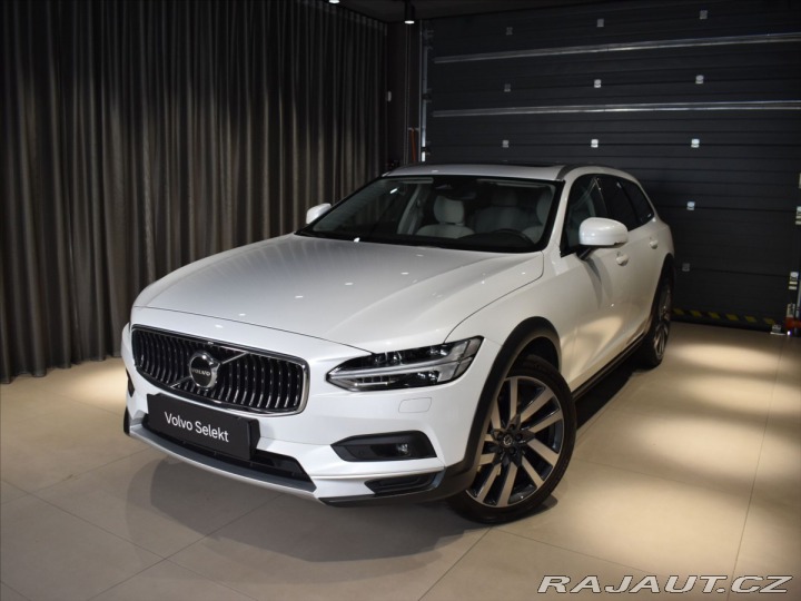 Volvo V90 2,0 CC PRO D5 AWD 2021